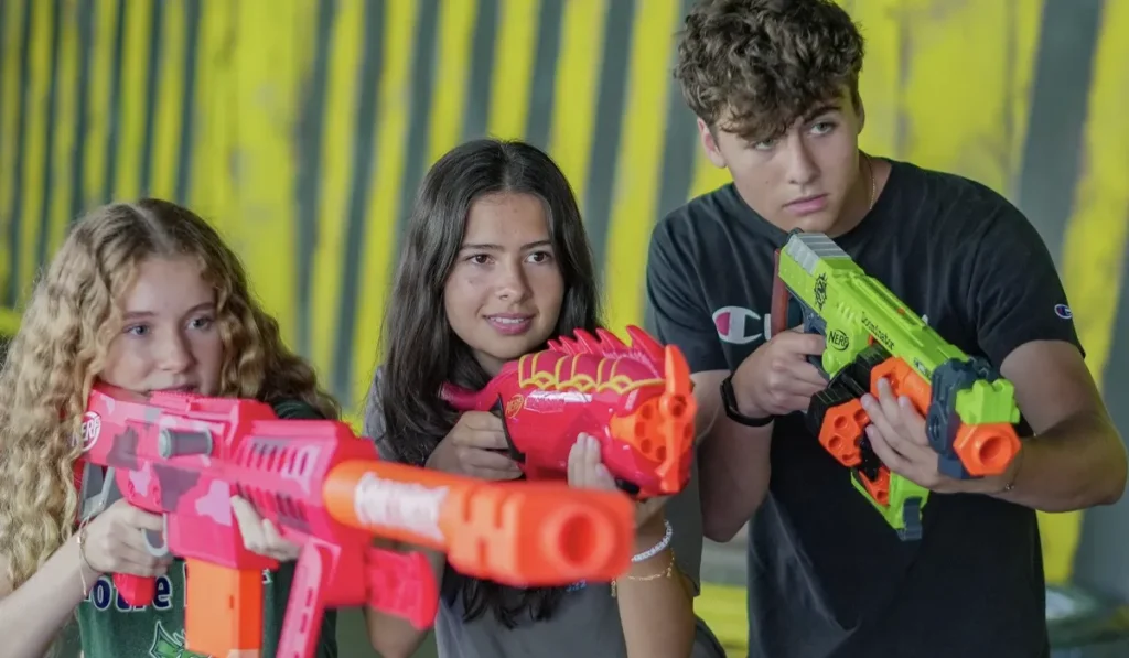 Feijoada, música & Arena Nerf no Santa Eliza Eco Resort